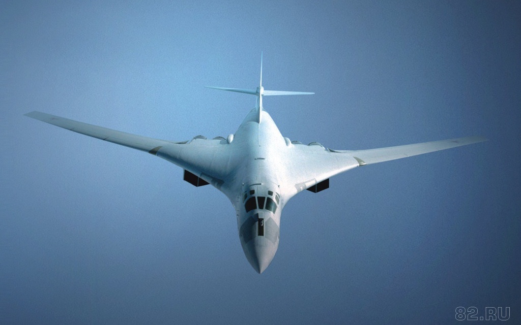 Испытательный полет новейшего Ту-160М завершен